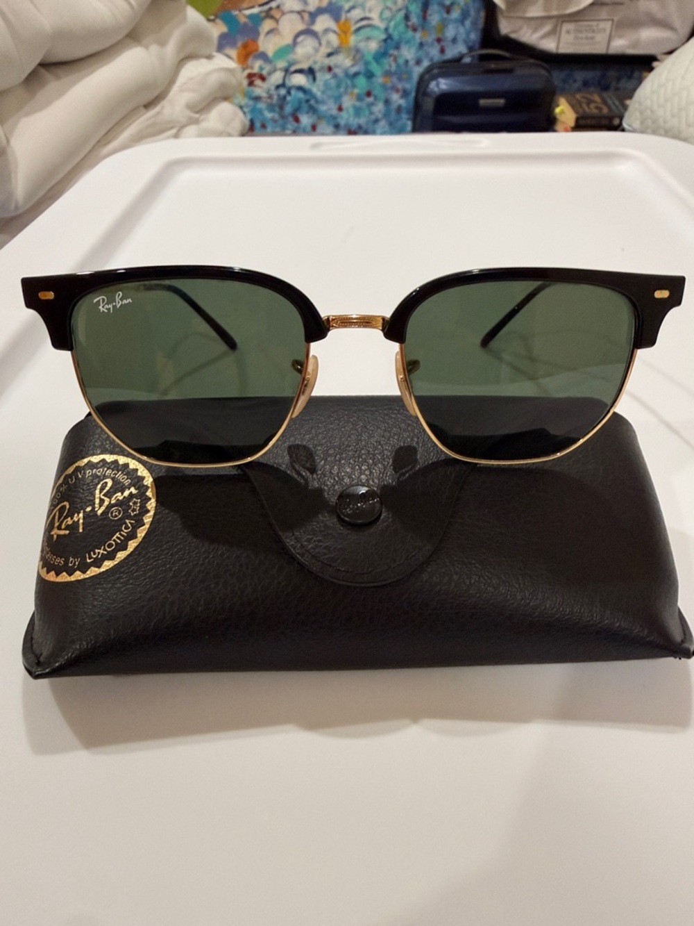 Ray-Ban Men's Sunglasses — Black & Gold with Green Lenses
